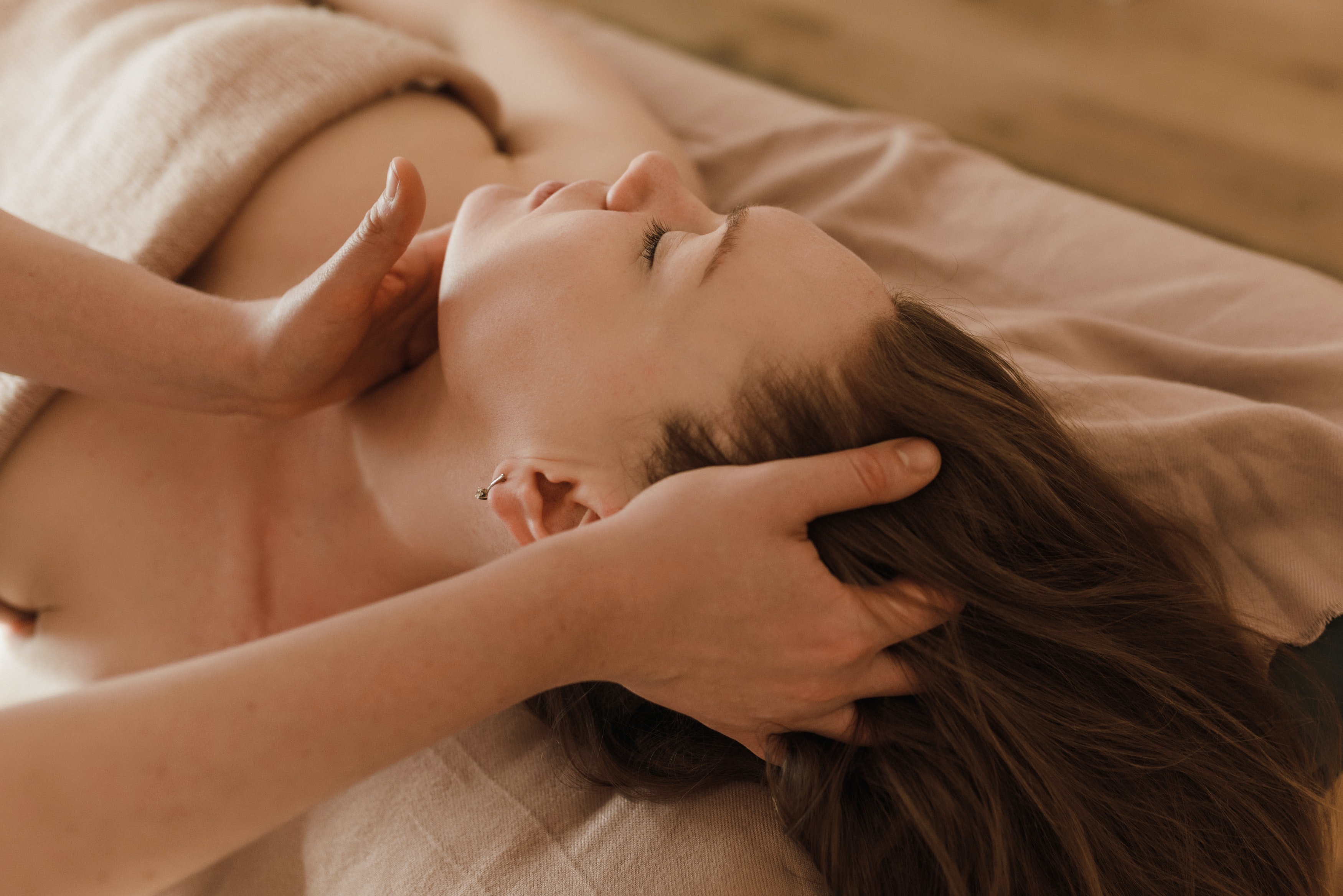 Ambiance apaisante pour un massage du dos personnalisé